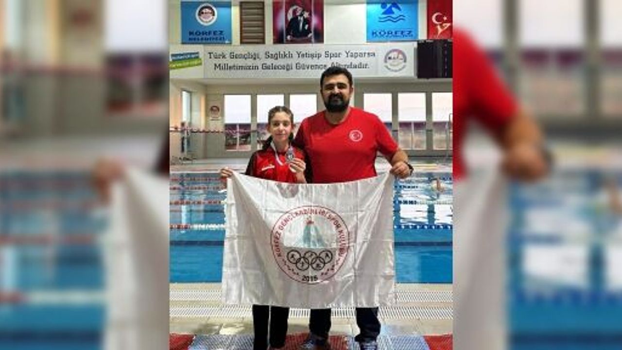 Körfezli Genç Yüzücü Dersu Trabzon’dan Madalyayla Döndü