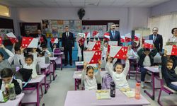 Başkan Sezer, Öğrencilerin Karne Heyecanına Ortak Oldu