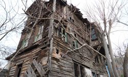 İzmit'in tarihe tanıklık eden evleri restorasyon bekliyor