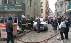 Tersane işçilerinin kaldığı evde yangın