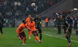 Trendyol Süper Lig: Kocaelispor: 1 - Trabzonspor: 1 (İlk yarı)