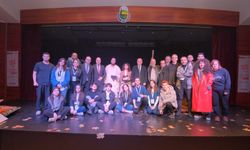 Şehir Tiyatroları’na İnegöl’de Alkış Yağmuru