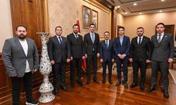 Anahtar Parti Kocaeli Gençlik Kollarından Vali Aktaş’a Ziyaret