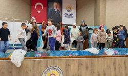 Gölcük’te Çocuklara Özel Sahne Etkinlikleri Dolu Dolu Geçiyor