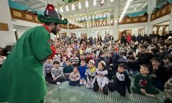 Gölcüklü çocuklar Ramazan coşkusunu camilerde yaşıyor