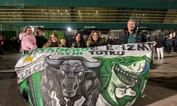 Kocaelispor'a destek için Arjantin'den kilometrelerce yol kat etti