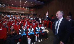 Büyükakın: “İyilik Bulaşıcıdır, Biz de Onun Taşıyıcısıyız”