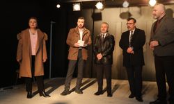 Sanatın Kalbi İzmit’te Büyüyor: Yeni Sahne Kapılarını Açıyor