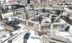 Dilovası Kent Meydanı Projesi'nde inşaat çalışmaları hızla ilerliyor