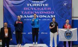 Kağıtsporlu sporculardan madalya yağmuru