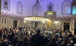 Kocaeli'de Kadir Gecesi camilerde dualarla idrak edildi
