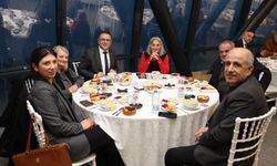 Derince Belediye Meclisi İftar Sofrasında Buluştu