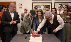 Kocaeli'de Tiyatro Rüzgarı Hep Esecek