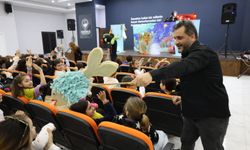 Derince’de Çocuklar Tiyatro ile  Hem Eğlendi Hem Öğrendi