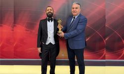 Dünyaca Ünlü Yazar Akif Manaf “Cine1 Barış Ödülü”ne Layık Görüldü