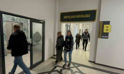 Evden 70 bin liralık ziynet hırsızlığı yapan 2 kadın tutuklandı