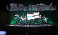 Kocaelispor'un 60. yılında 'Efsane Forma' tiyatro oyunu sahnelendi