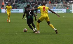Trendyol Süper Lig: Kocaelispor: 0 - Göztepe: 1 (İlk yarı)