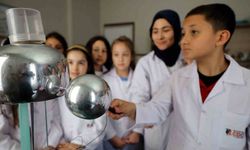 Başiskele Çocuk Üniversitesi 600 özel yetenekli öğrenciyi geleceğe hazırlıyor