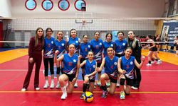 Körfez Gençlerbirliği Midi Kız Voleybol Takımı sezona galibiyetle başladı