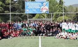 Körfez Ortaokullar Arası Futbol Turnuvası Kupa Töreni Yapıldı