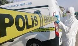 Çocuk Parkında Kendini Astı
