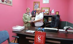 YRP Heyetinden Gazetemize Kitap Hediyesi