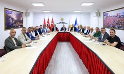 Talus İlçe Başkanlarını Topladı