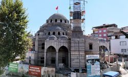 Kuruçeşme Merkez Cami gün sayıyor