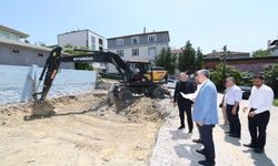 Cumhuriyet Mahallesi'nin Talebi Yerine Geliyor: Semt Konağı Projesinde İlk Kazma Vuruldu