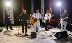 Hereke Kalesi’nde Gençlerden Müzik Ziyafeti