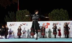 Gölcük'te folklor rüzgarı