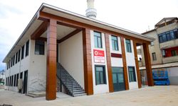 Gazze Şehitleri Cami İbadete Gün Sayıyor