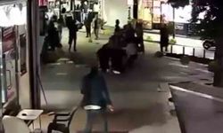 Kocaeli'de anne ve kızını cadde ortasında darbettiler