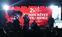 Kartepe Kent Meydanı’nda 103. Yıl Coşkusu
