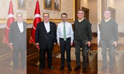 İzmit Mahalle Muhtarlarından Vali İlhami Aktaş'a Ziyaret