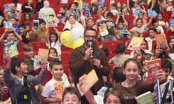 “Yazarlığa Giden Yol Kitap Okumaktan Geçiyor”