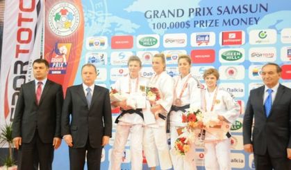  Sümeyye’nin büyük başarısı