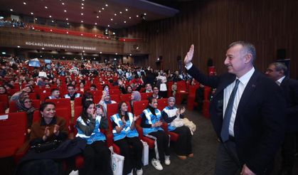 Büyükakın: “İyilik Bulaşıcıdır, Biz de Onun Taşıyıcısıyız”