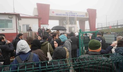 Kocaeli'de 7 Kişinin Öldüğü Fabrika Yangını Davası Başladı