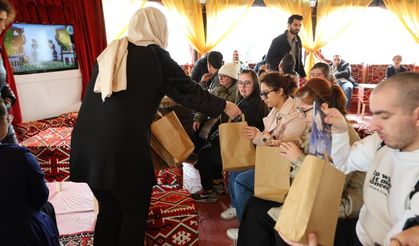 Gönüllerde Köprü Kuran Ziyaret