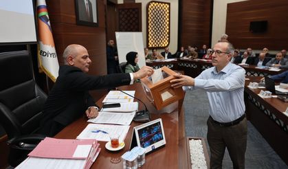 Körfez Belediyesi'nde Komisyonlar Belirlendi