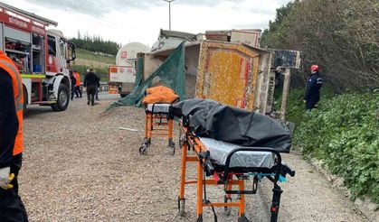 TEM'de 4 araç kazaya karıştı: İlk belirlemelere göre 2 ölü