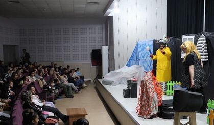 Kartepe’de Minikler "Çılgın Mucit Amca" ile Bilim Yolculuğuna Çıktı