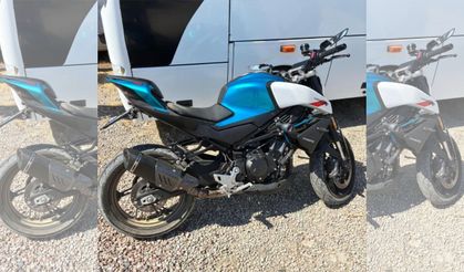 Kocaeli'de 'dur' ihtarına uymayan motosikletli polise çarptı
