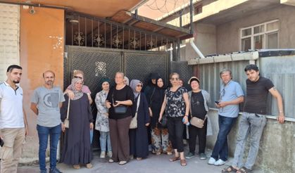 Körfez'de Tekstil İşçileri Ayakta: "3 Aydır Maaş Alamıyoruz, Muhatap Bile Bulamıyoruz"