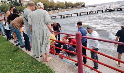Arkadaşıyla Tartışıp Denize Atlayan Kadın Boğulma Tehlikesi Geçirdi