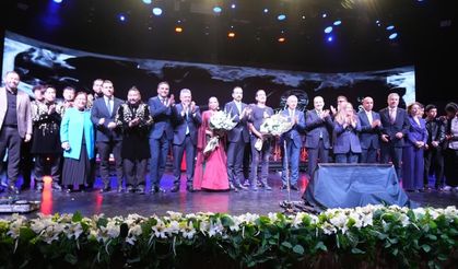 Türk Dünyasının Gençleri Kocaeli'de Buluştu: Kıraç, Azerin Ve Gülzade İle Duygular Kabardı