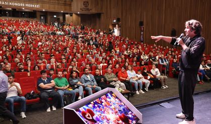 Özkara: Yapay Zekâ İnanılmaz Bir Kapı Açıyor