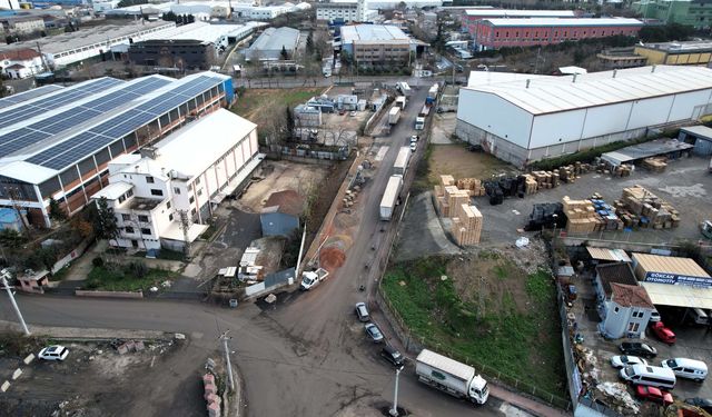 Bir Neşter de Ahmet Penbegüllü Bulvarı’na